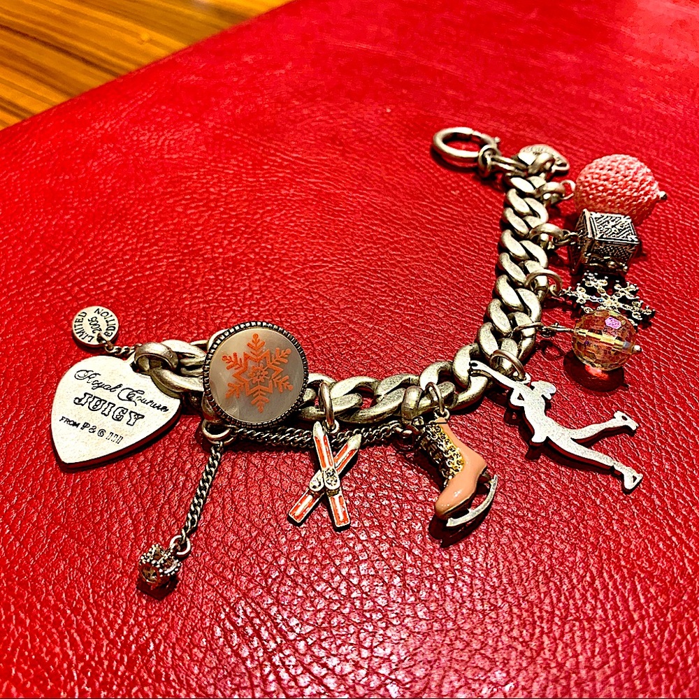 💕🎀Limited edition Juicy Couture winter wonderland bracelet